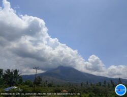 Breaking News: Gunung Api Lewotobi Laki-laki Alami Peningkatan Gempa Vulkanik, Warga Di Minta Waspada