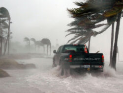 Waspada Cuaca Ekstrem di NTT 7-9 Desember 2025, BMKG Kupang Keluarkan Peringatan Dini