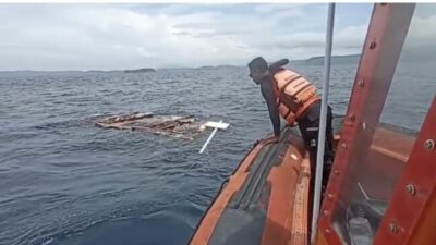 Tim SAR Temukan Serpihan KM Putri Sakinah di Pulau Padar, Korban Hilang Masih Dalam Pencarian