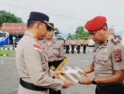 Sukses Ungkap Kasus Kriminal Sepanjang 2025, Kasat Reskrim Polres Sikka Terima Penghargaan
