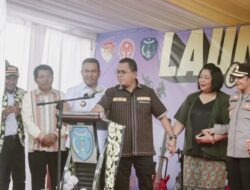 Perkuat Ekonomi Lokal, Gubernur Melki Laka Lena Resmikan NTT Mart di TTU