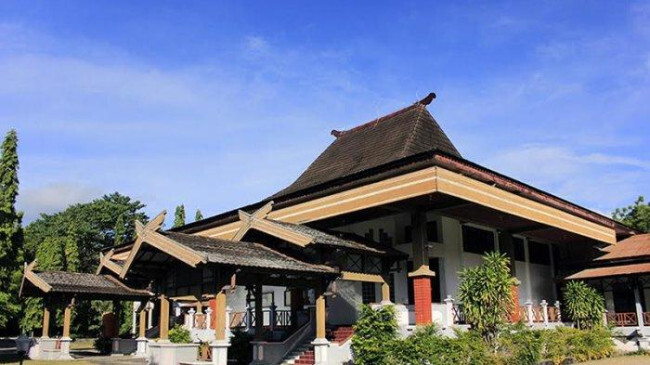 Kantor DPRD Kabupaten Sikka di Jalan El Tari Maumere