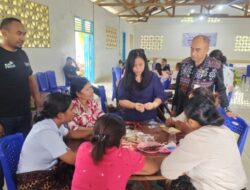 Dorong UMKM Naik Kelas, Rumah BUMN Ende Gelar Pelatihan Kriya di Kampung Sikka