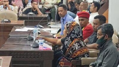 Ibunda Adik Noni Cecar Polisi dan DPRD: Di Mana Keadilan Bagi Anak Saya?