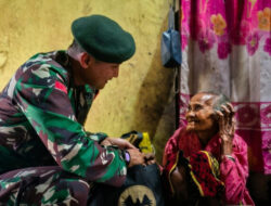 Di Balik Tugas Negara, Satgas Pamtas Hadir Bantu Warga Desa Eban-TTU Lewat Pembangunan MCK