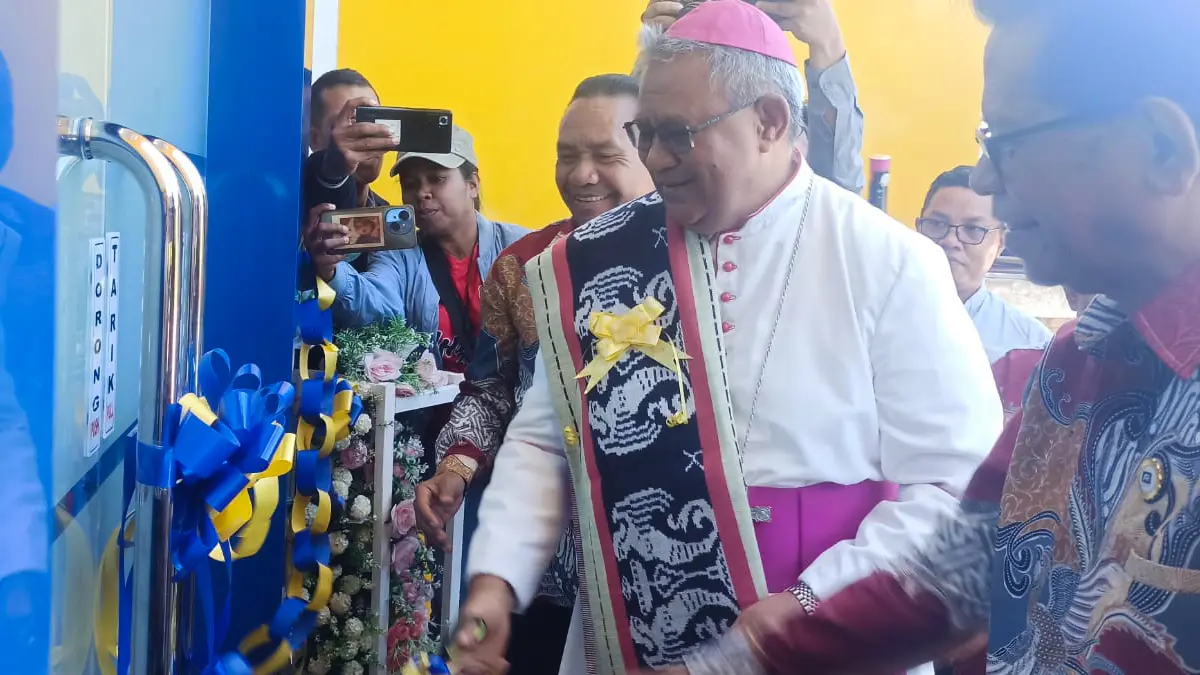 kopdit pintu air cabang nangablo diresmikan uskup