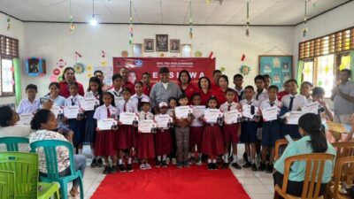 Kawal Pendidikan di Pelosok, PDI-P TTU Salurkan Beasiswa PIP untuk 1.083 Siswa