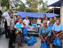 Relawan Kawan Gibran Salurkan Sembako untuk Korban Gempa di Desa Iligai Sikka