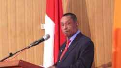 Wisuda Ke-XXVIII Unipa Maumere: Ketua Yayasan Ingatkan Lulusan Tak Jadi Strawberry Generation